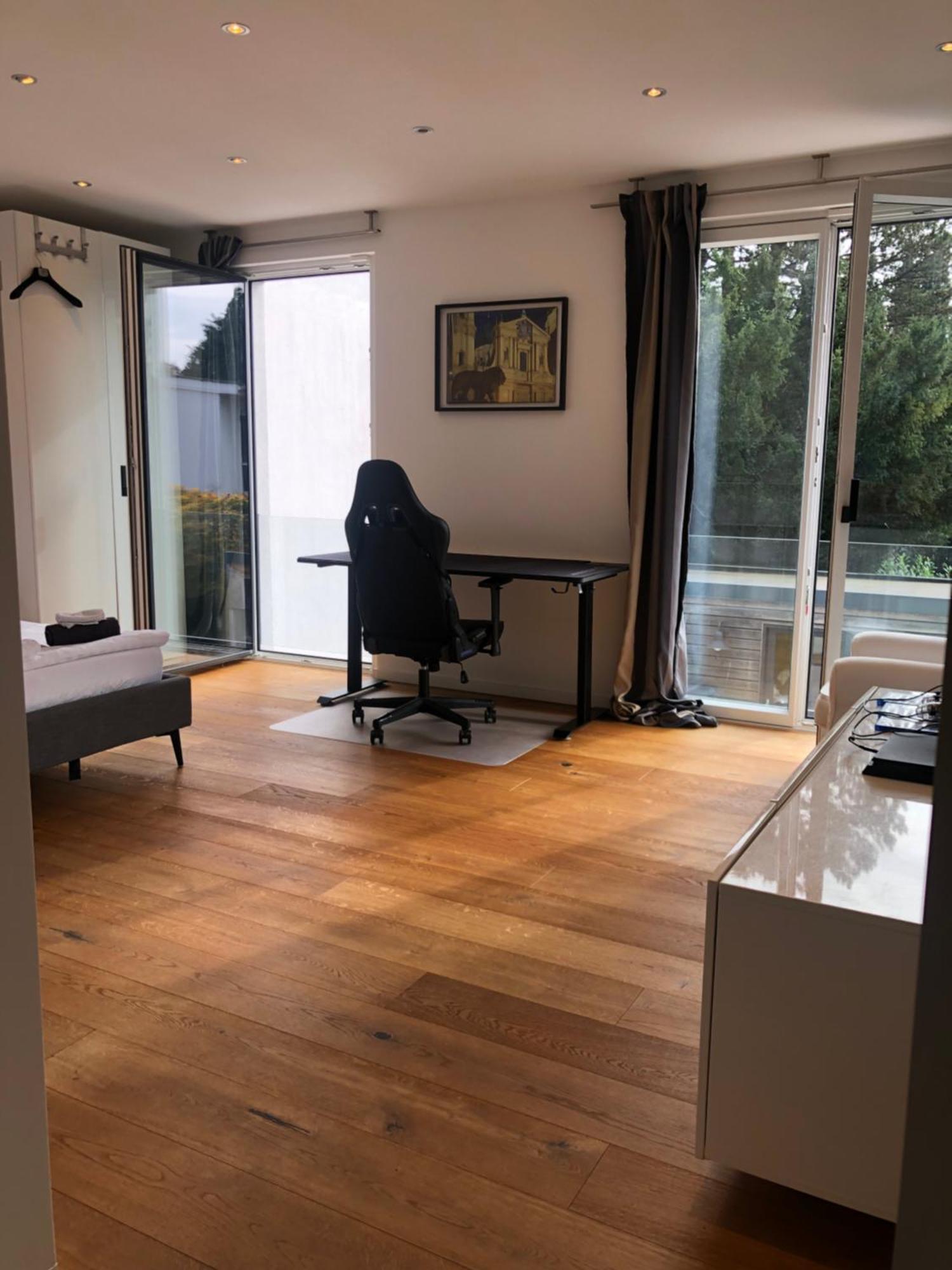 Outstanding 9 Bedroom With Pool In * München